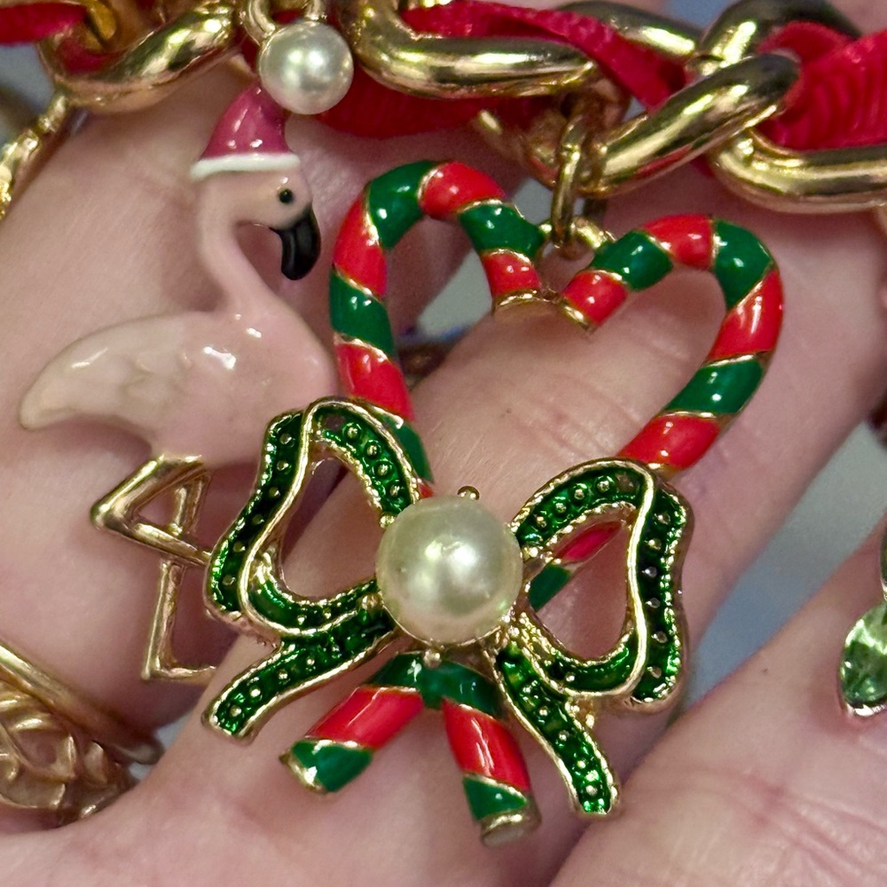 Festive Xmas Gold and Red Charm Bracelet - Picture 8 of 11